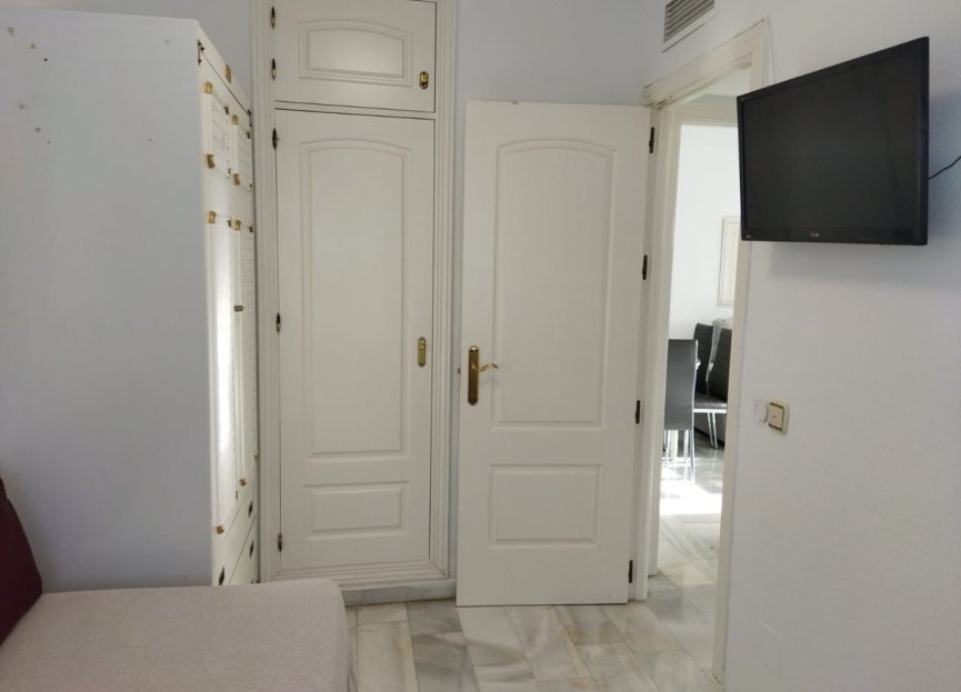 Resale - Apartment - Middle Floor Apartment - Marbella - Marbella Centro