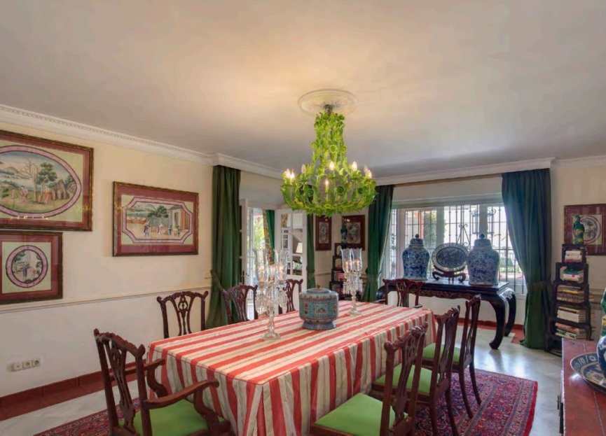 Resale - House - Detached Villa - Estepona - New Golden Mile