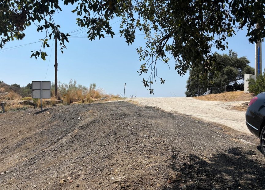 Resale - Plot - Residential Plot - Estepona - Estepona Centro