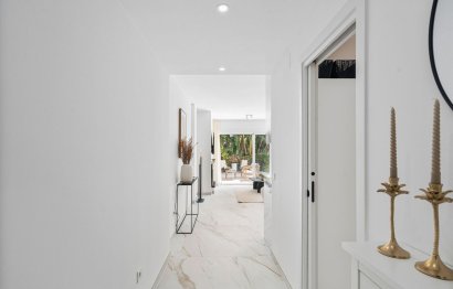 Resale - Ground floor apartment - Marbella - Guadalmina Baja