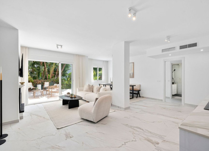 Resale - Ground floor apartment - Marbella - Guadalmina Baja