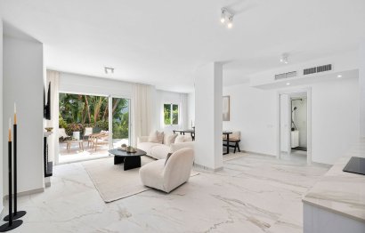 Resale - Ground floor apartment - Marbella - Guadalmina Baja