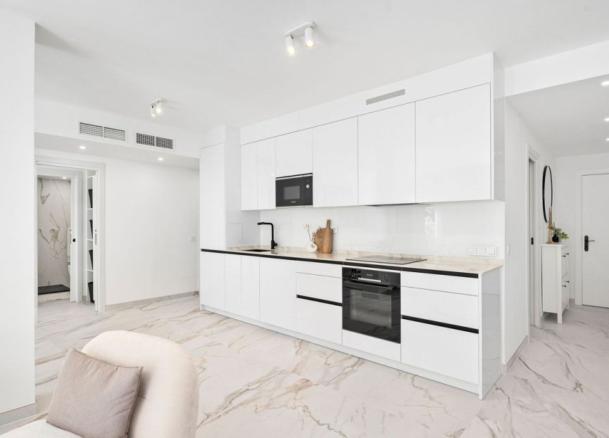 Resale - Ground floor apartment - Marbella - Guadalmina Baja