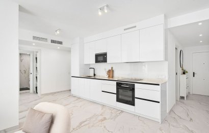 Resale - Ground floor apartment - Marbella - Guadalmina Baja