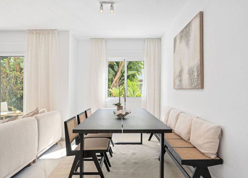 Resale - Ground floor apartment - Marbella - Guadalmina Baja