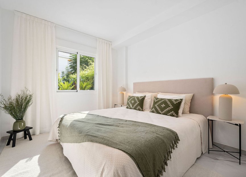 Resale - Ground floor apartment - Marbella - Guadalmina Baja