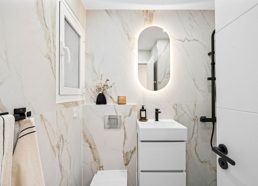 Resale - Ground floor apartment - Marbella - Guadalmina Baja