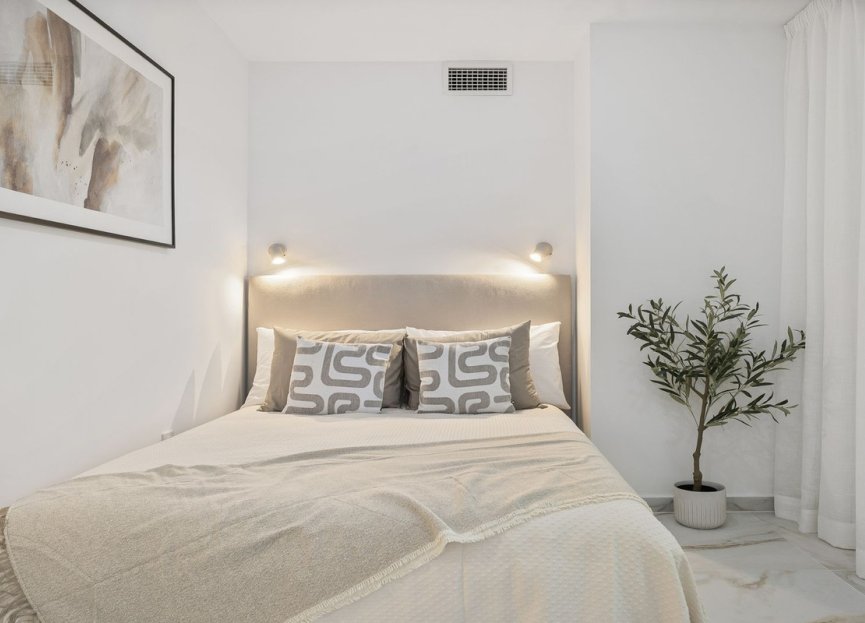 Resale - Ground floor apartment - Marbella - Guadalmina Baja