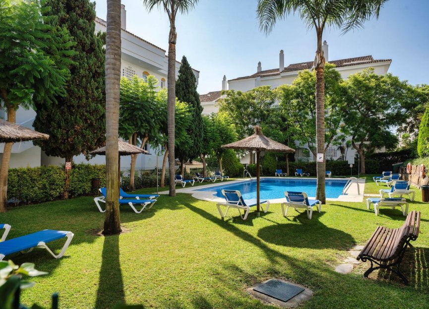 Resale - Ground floor apartment - Marbella - Guadalmina Baja