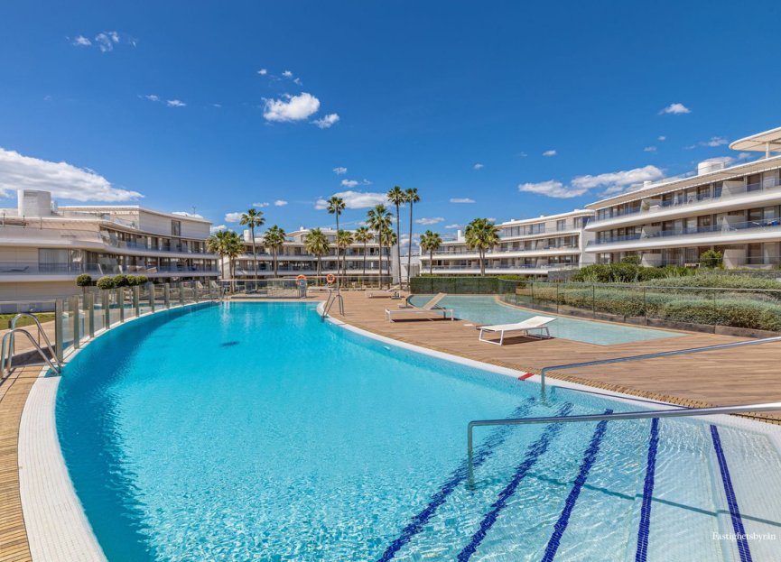 Reventa - Apartment - Middle Floor Apartment - Estepona - Estepona Centro