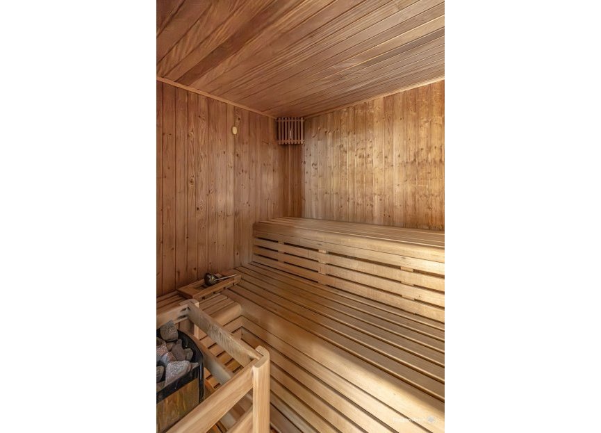 Reventa - Apartment - Middle Floor Apartment - Estepona - Estepona Centro