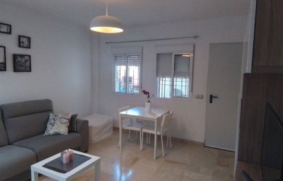 Resale - Ground floor apartment - Estepona - Benamara