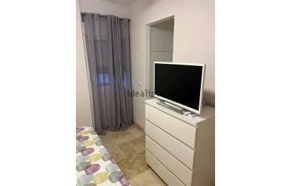 Resale - Ground floor apartment - Estepona - Benamara