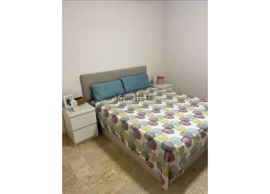 Resale - Ground floor apartment - Estepona - Benamara