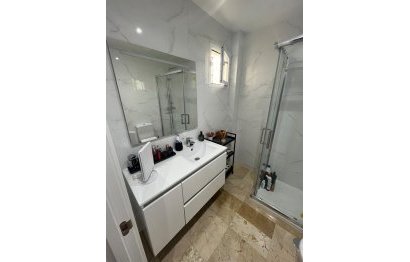 Resale - Ground floor apartment - Estepona - Benamara