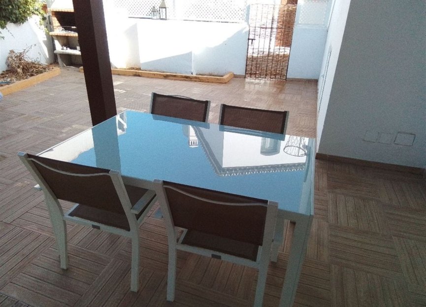 Resale - Ground floor apartment - Estepona - Benamara