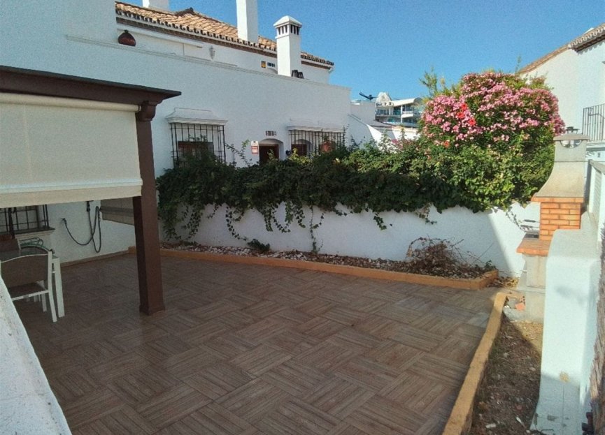 Resale - Ground floor apartment - Estepona - Benamara