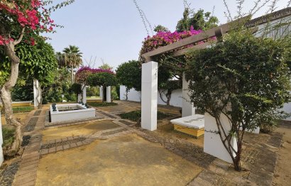 Resale - Ground floor apartment - Estepona - Benamara