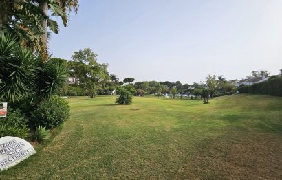 Resale - Ground floor apartment - Estepona - Benamara