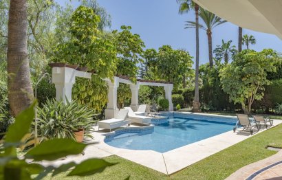 Resale - House - Detached Villa - Marbella - Nueva Andalucia