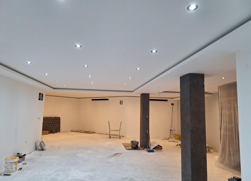 Resale - House - Detached Villa - Estepona - Estepona Centro