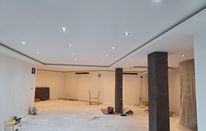 Resale - House - Detached Villa - Estepona - Estepona Centro