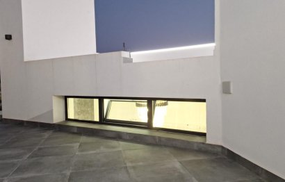 Resale - House - Detached Villa - Estepona - Estepona Centro