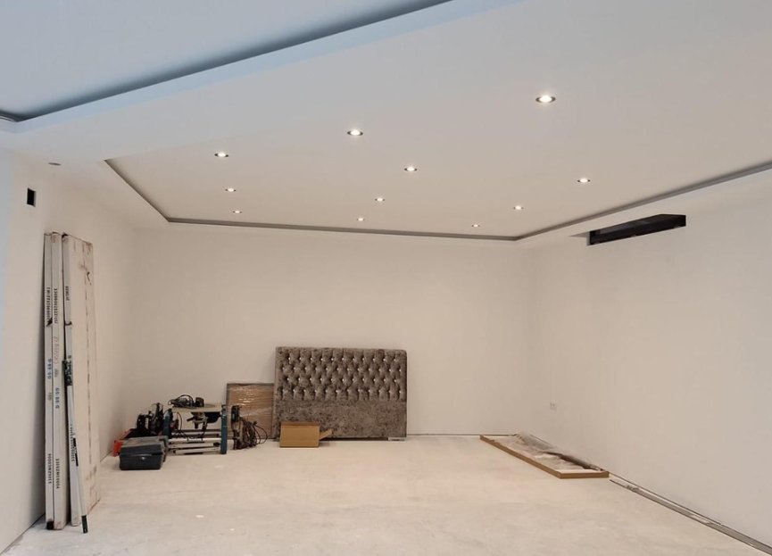 Resale - House - Detached Villa - Estepona - Estepona Centro