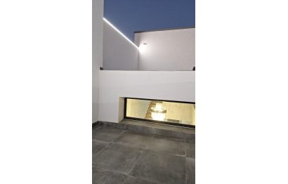 Resale - House - Detached Villa - Estepona - Estepona Centro