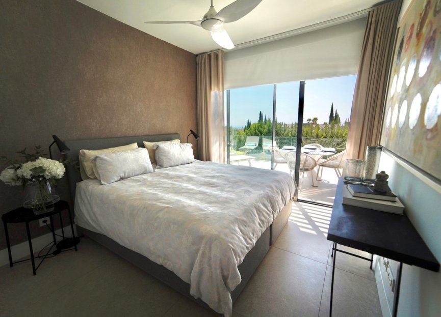 Resale - Apartment - Middle Floor Apartment - Benahavís - La Quinta