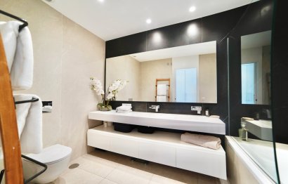 Resale - Apartment - Middle Floor Apartment - Benahavís - La Quinta