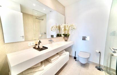 Resale - Apartment - Middle Floor Apartment - Benahavís - La Quinta