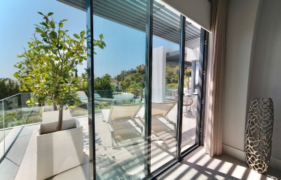 Resale - Apartment - Middle Floor Apartment - Benahavís - La Quinta