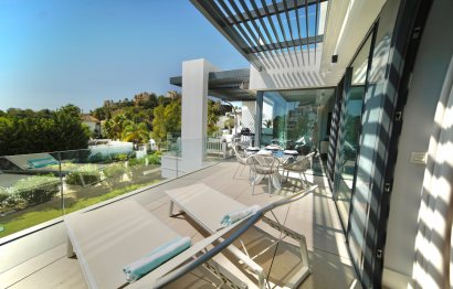 Resale - Apartment - Middle Floor Apartment - Benahavís - La Quinta