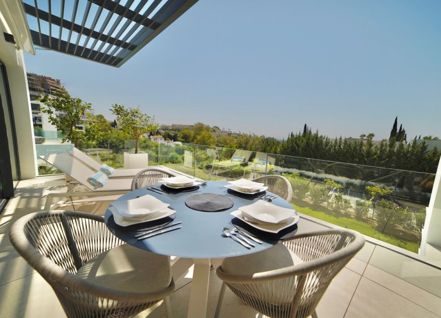 Resale - Apartment - Middle Floor Apartment - Benahavís - La Quinta