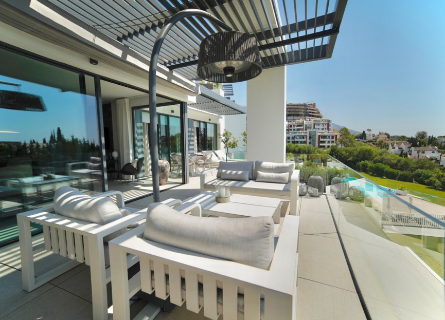 Resale - Apartment - Middle Floor Apartment - Benahavís - La Quinta