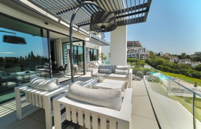 Resale - Apartment - Middle Floor Apartment - Benahavís - La Quinta