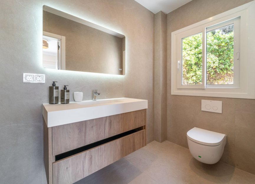 Resale - House - Detached Villa - Fuengirola - Torreblanca