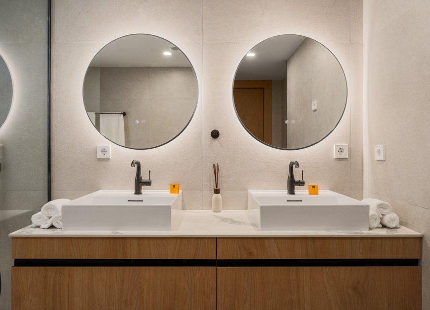 Resale - Apartment - Middle Floor Apartment - Marbella - Nueva Andalucia