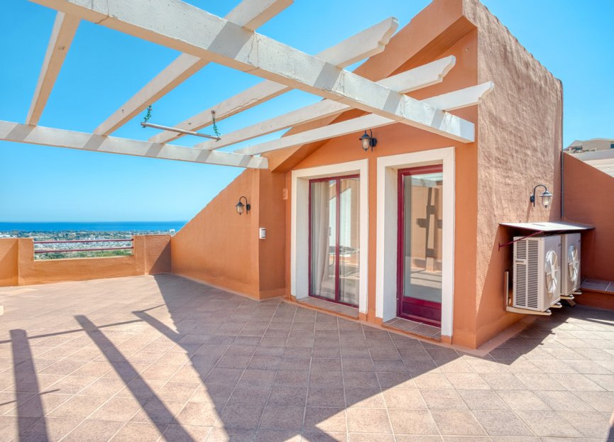 Resale - House - Townhouse - Benahavís - Benahavís Centro