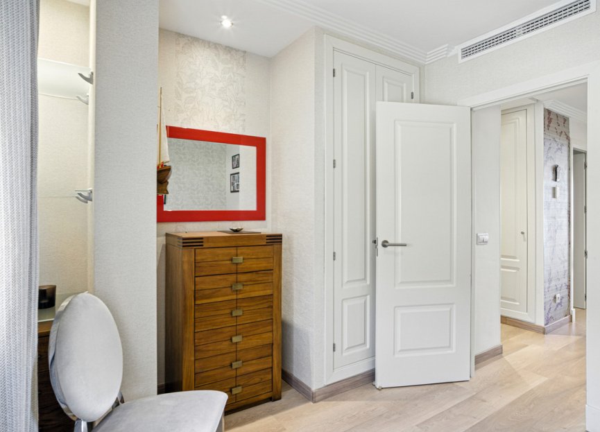 Resale - House - Townhouse - Benahavís - Benahavís Centro