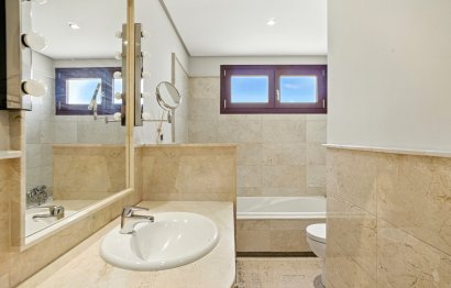 Resale - House - Townhouse - Benahavís - Benahavís Centro