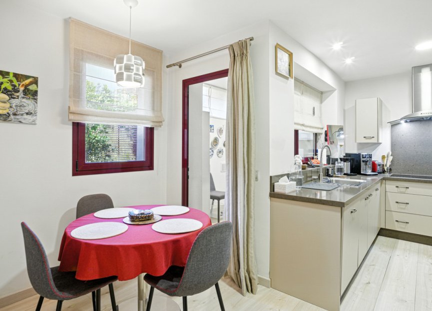 Resale - House - Townhouse - Benahavís - Benahavís Centro