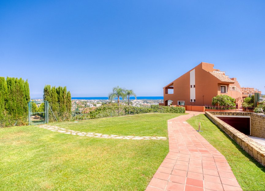 Resale - House - Townhouse - Benahavís - Benahavís Centro