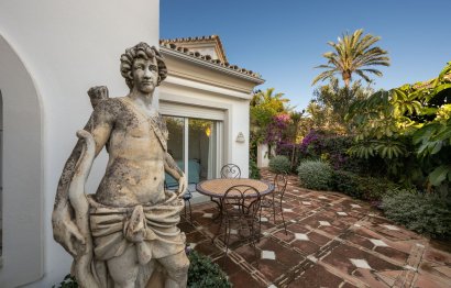 Resale - House - Detached Villa - Marbella - Marbesa