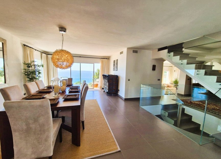 Resale - House - Detached Villa - Manilva - Manilva Centro