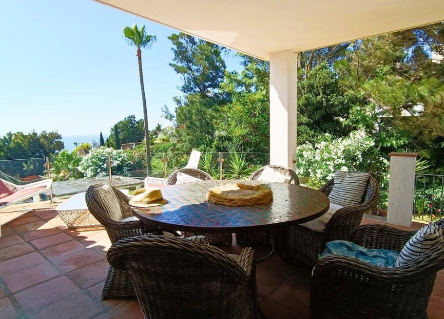 Resale - House - Detached Villa - Manilva - Manilva Centro