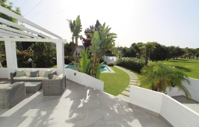 Resale - House - Detached Villa - Marbella - Nueva Andalucia
