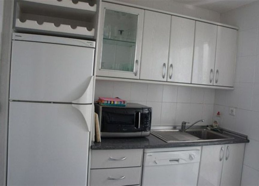 Resale - Apartment - Middle Floor Apartment - Marbella - Puerto Banús