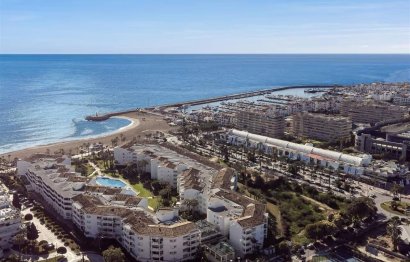 Resale - Apartment - Middle Floor Apartment - Marbella - Puerto Banús